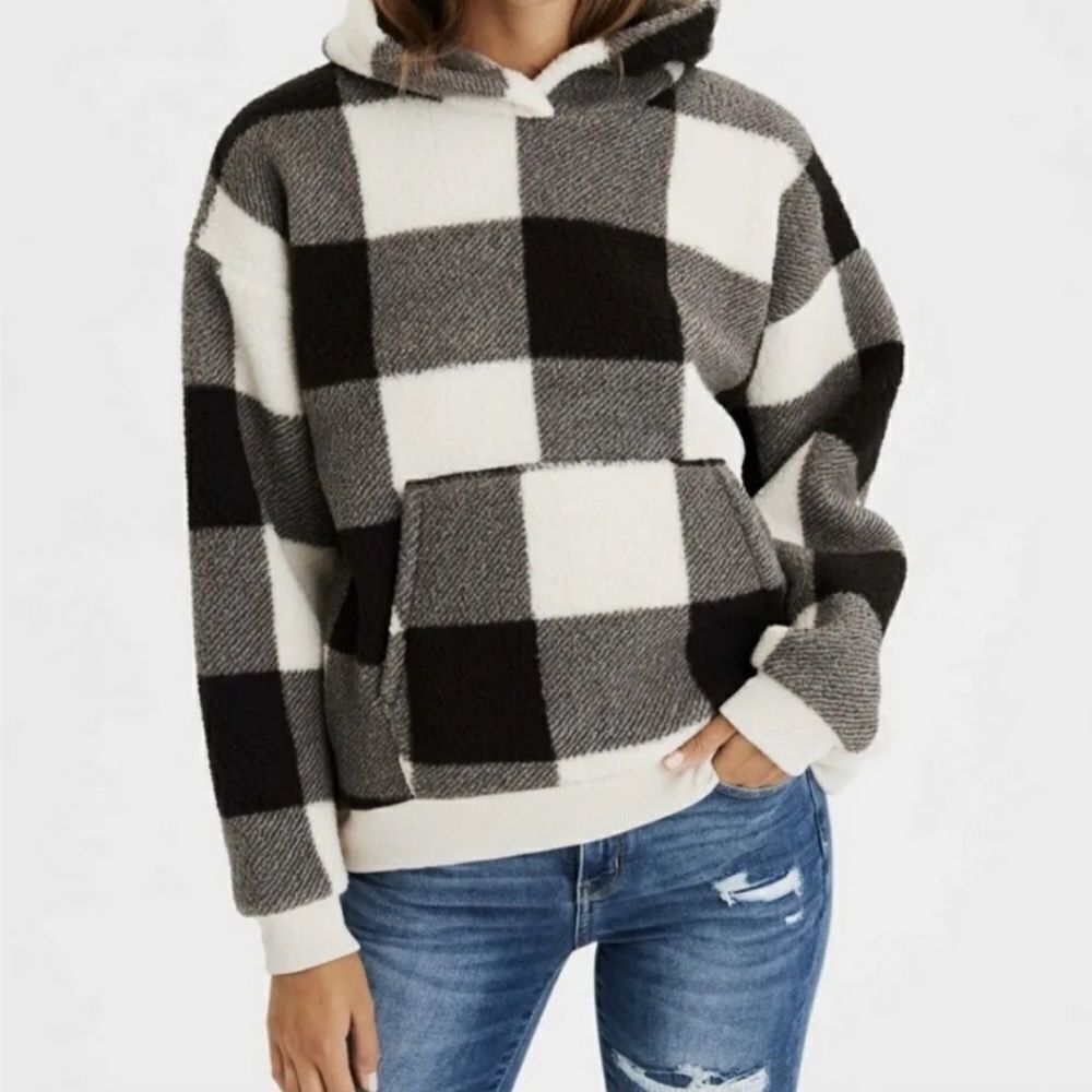 AMERICAN EAGLE Sherpa Fleece Black White Grey Checkered Pullover Hoodie M - Picture 1 of 9